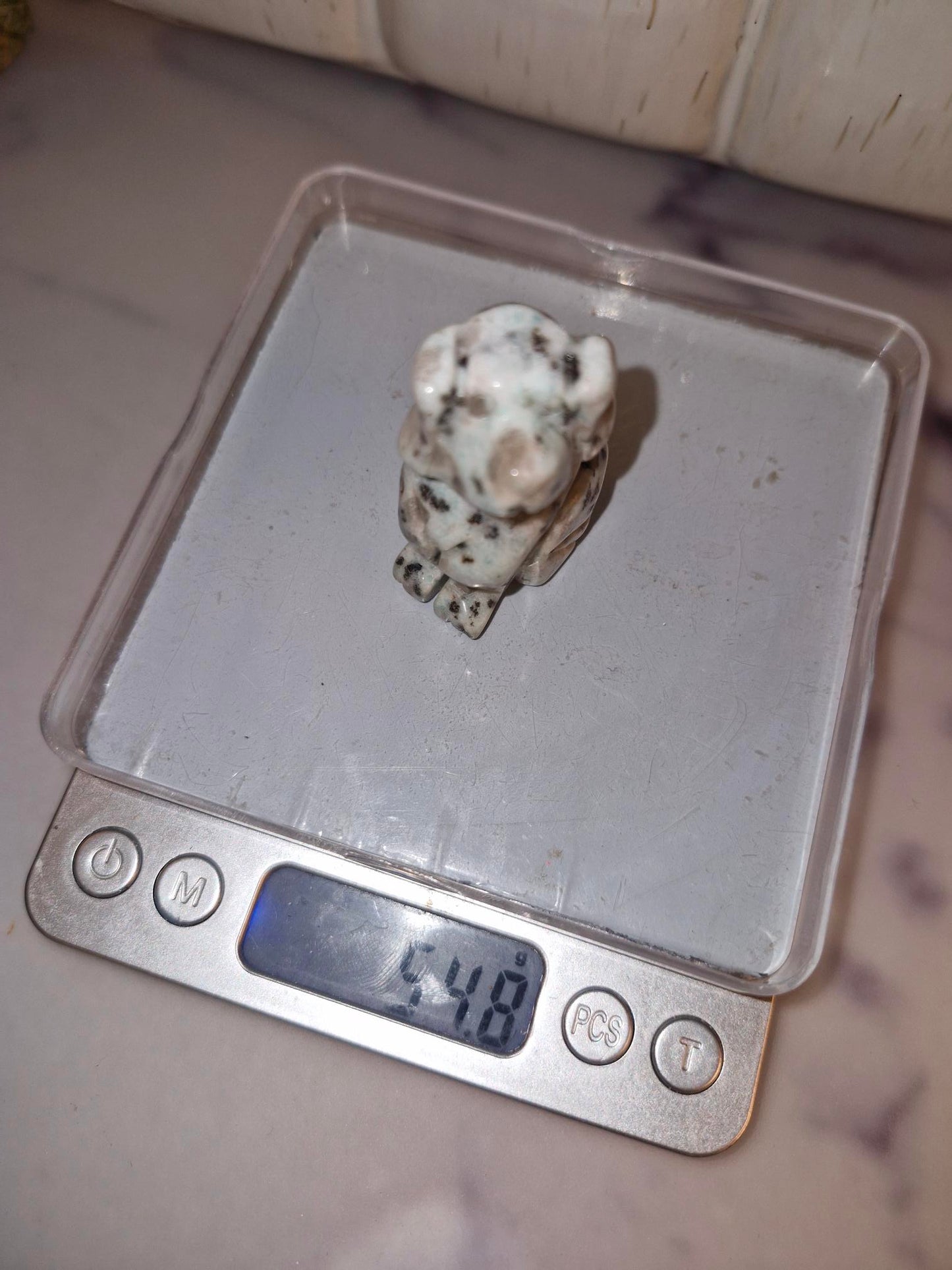 Beautiful Crystal Dog Carving - Dream Amethyst/Kiwi Jasper/Crazy Lace/Unikite