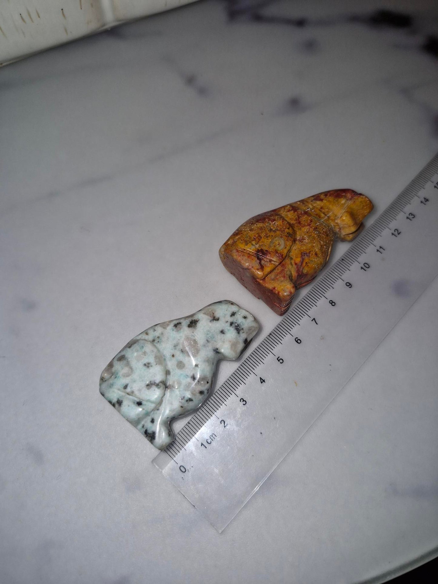 Beautiful Crystal Dog Carving - Dream Amethyst/Kiwi Jasper/Crazy Lace/Unikite