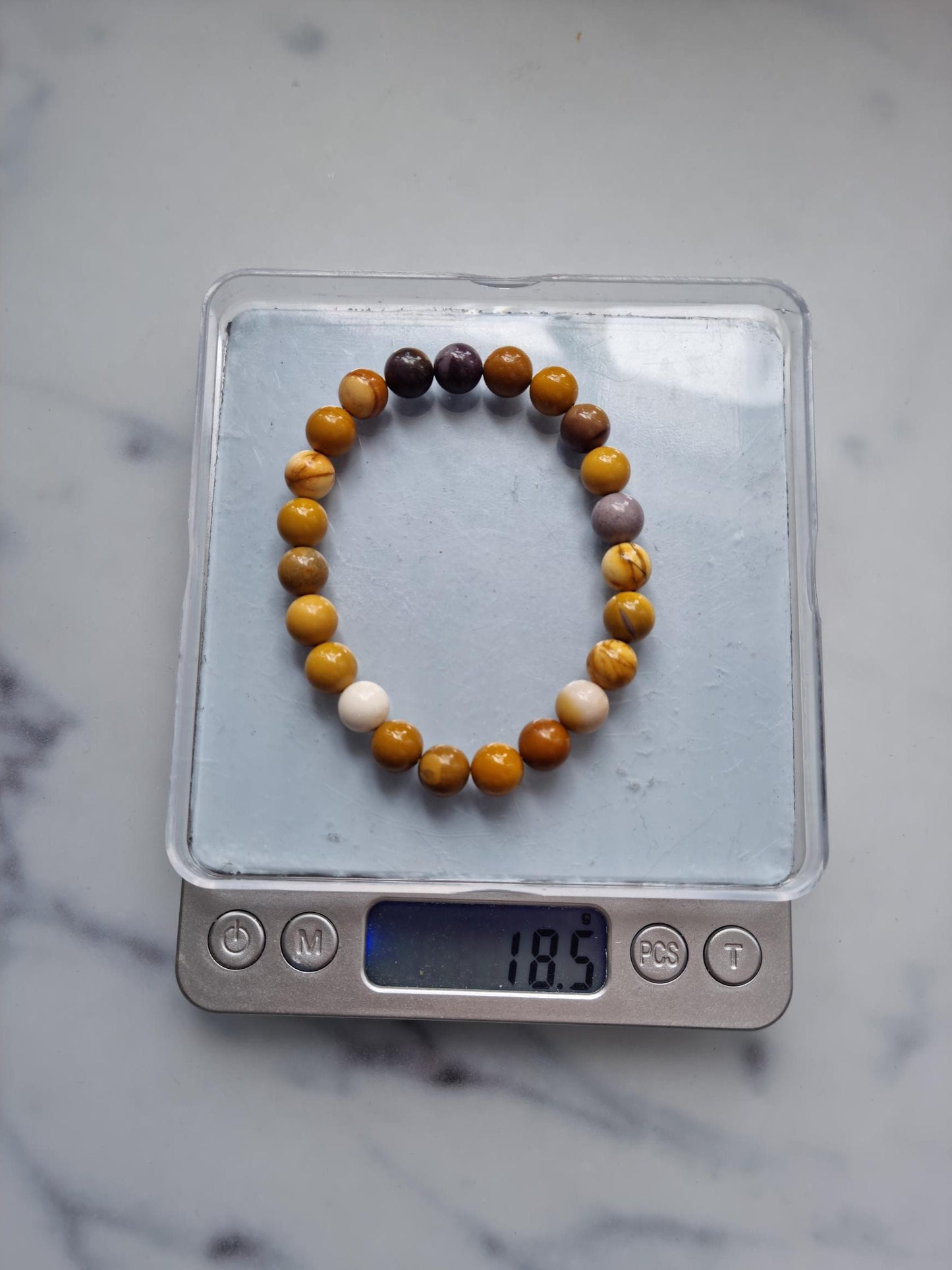 One (1) Gorgeous Mookaite Bracelet