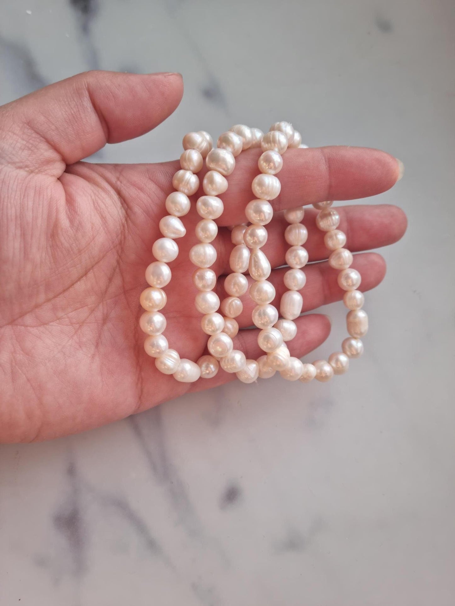 One (1) Gorgeous Natural Pearl Bracelet