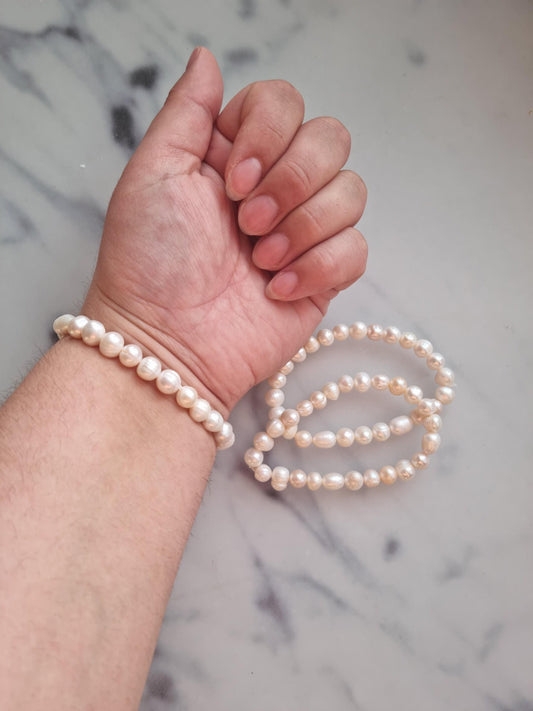 One (1) Gorgeous Natural Pearl Bracelet