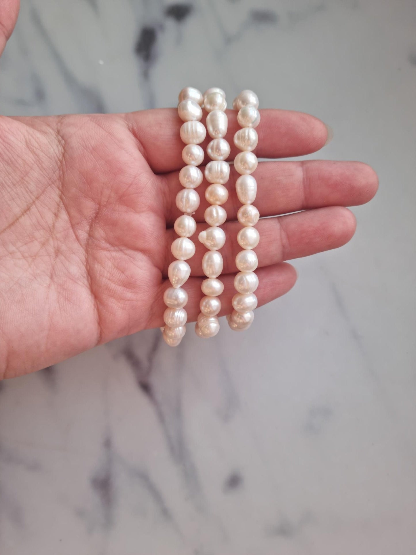 One (1) Gorgeous Natural Pearl Bracelet